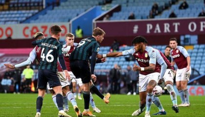  沃特金斯读秒点球绝杀阿斯顿维拉客场险胜水晶宫全取三分