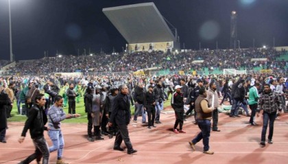  马赛德比战平局收场，球迷冲突引发关注  